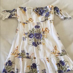 Floral dress with off the shoulder sleeve